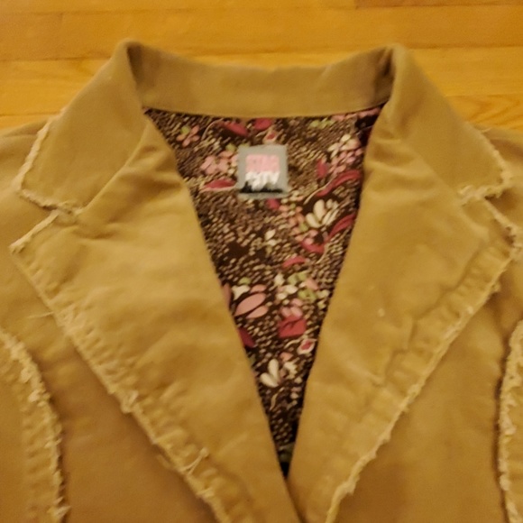 Jacket - Picture 2 of 3